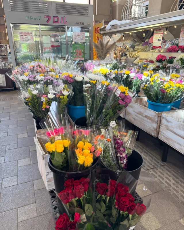 母の日のお花入荷中です
アレンジメントは9日から販売予定です

#JA#ja #jaふかや直売所 #JAふかや#フロル直売所 #母の日#母の日のプレゼントに #母の日のギフト #母の日アレンジ
